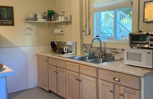 Charleston House | Quiet Waterfront Suite 10Min to Folly & Downtown!