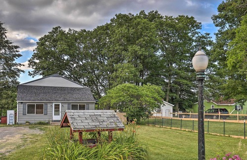 Waterport House | Quiet Waterport Getaway w/ Fire Pit & River Views!