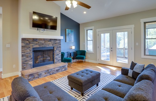 Weaverville House | Quiet Weaverville Home w/ Screened-In Porch!