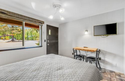 Quilcene House | Quilcene Lodge at Mount Walker Inn