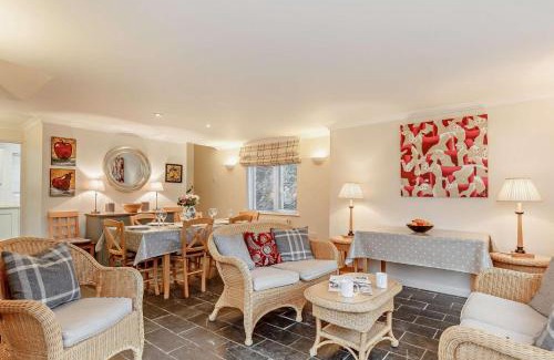 Constantine Bay House | Quillets