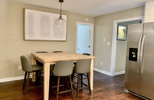 Perry House | Quincy Ranch ~ Pet Friendly 3 bedroom 2 bath home