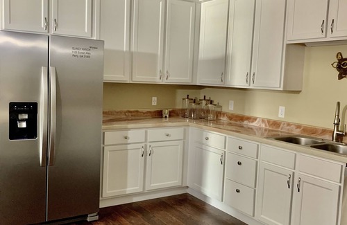 Perry House | Quincy Ranch ~ Pet Friendly 3 bedroom 2 bath home