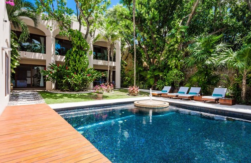 Playacar Beach House | Quinta Clara - Luxury 7 bedroom villa walking distance to town & beach