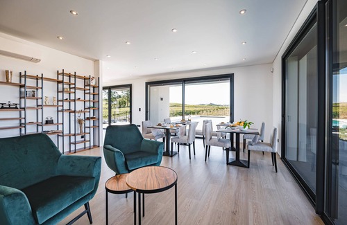 Carvalhal Benfeito House | Quinta da Estima House & Farm