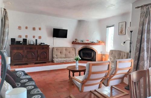 Mato Serrao House | Quinta do Paraíso - Casa Colynda