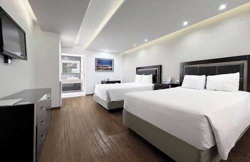 Saltillo Hotel | Quinta Dorada Hotel and Suites