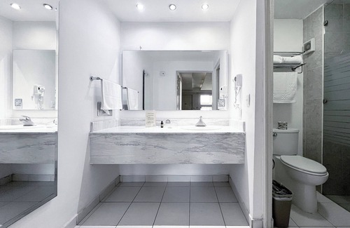 Saltillo Hotel | Quinta Dorada Hotel and Suites