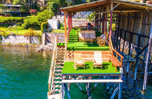 Coatepeque House | Quinta Monarca a beautiful house with private access to the lake