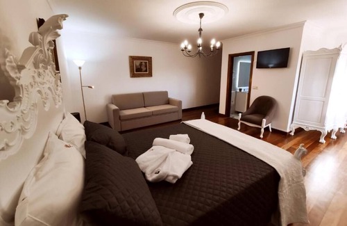 Portela House | Quinta Santa Lucrécia