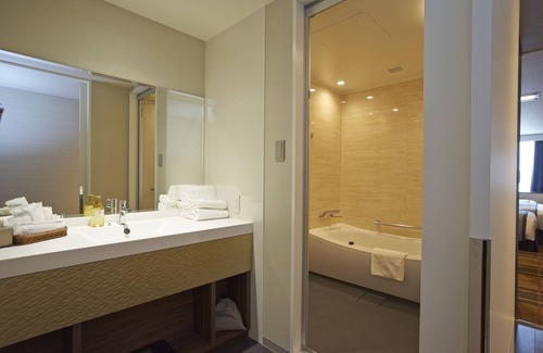 Suminoe Hotel | Quintessa Hotel Osaka Bay