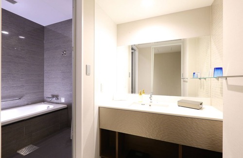Suminoe Hotel | Quintessa Hotel Osaka Bay