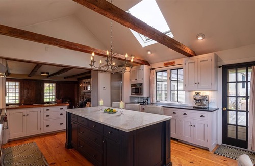 Norwich House | Quintessental Vermont Farmhouse near the River