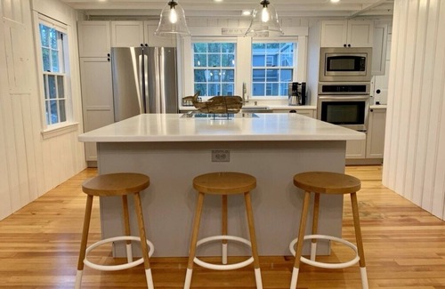 Kennebunkport Cottage | Quintessential Goose Rocks Beach Cottage in Prime Location