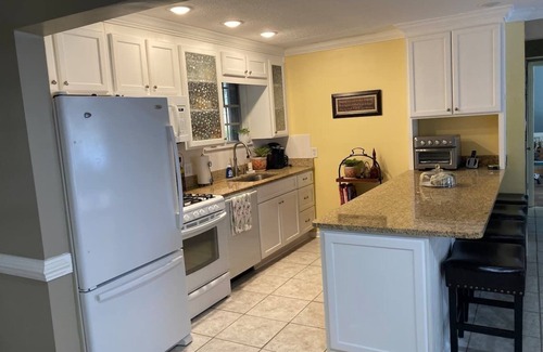 Colonial Oaks House | Quintessential Savannah