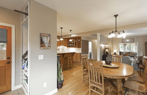 University District House | Quintessential University District Home-Walk to River, downtown, Hip Strip