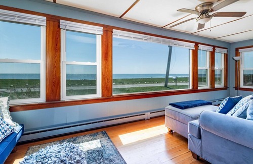 Matunuck House | Quintessential Waterfront Beach Home-Steps away to private association beach and East Matunuck beach