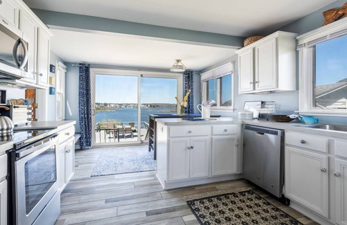 Matunuck House | Quintessential Waterfront Beach Home-Steps away to private association beach and East Matunuck beach