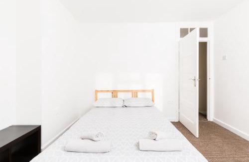 Cradley House | Quinton Essentials
