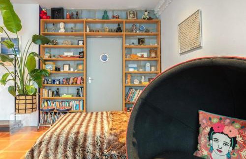 Harrow Road Apartment | Quirky apartment in Central London