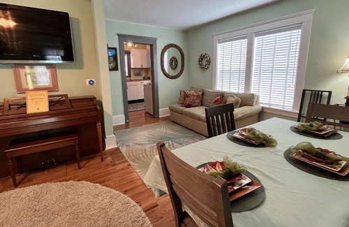 Daytona Beach Cottage | Quirky Beachside Historic Cottage w/ music lounge, sun room, walk to beach!