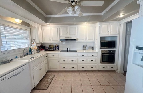Oklahoma City House | Quite home cule-de-sac pet friendly with fire pit and foosball