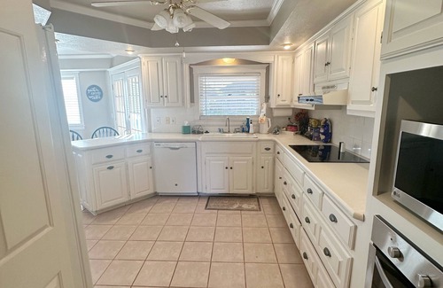 Oklahoma City House | Quite home cule-de-sac pet friendly with fire pit and foosball