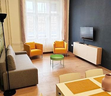 Jozsefvaros Apartment | Rákóczi Residence1274 I 3bdrm I FreeParking