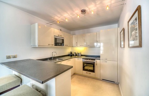 Cannes City Centre Apartment | Résidence Carlton Riviera