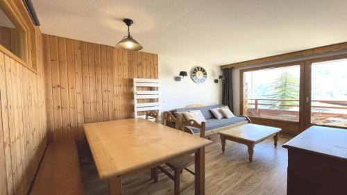 Puy-Saint-Vincent Apartment | Résidence Dame Blanche - DBA116 - APPT 1 CHAMBRE + CABINE - BALCON - 6 PERSONNES - Secteur 1800 MAE-7964