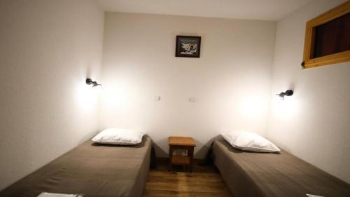Puy-Saint-Vincent Apartment | Résidence Dame Blanche - DBA008 - APPT 1 CHAMBRE + CABINE - BALCON - 6 PERSONNES - Secteur 1800 MAE-1414