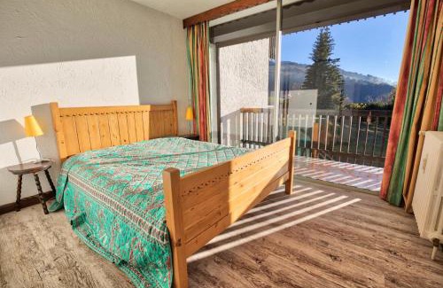 Notre-Dame-de-Bellecombe Apartment | Résidence Les Alpages - Appartement Sud avec vues montagnes, skis aux pieds MAE-2664