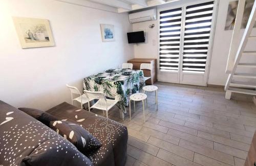 Leucate Villa | Résidence Grande Bleue - VILLA T1 CAB MEZZ 6 couchages PORT LEUCATE MAE-5274
