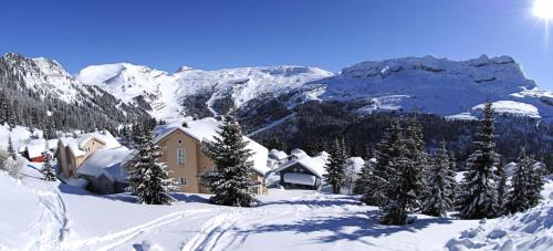 Flaine Ski Chalet | Résidence Hameau - Chalet spacieux · Sauna · Cheminée MAE-7349