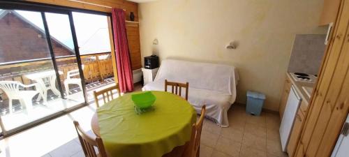 Reallon Apartment | Résidence Joubelle - Appartement 6 personnes cosy dans chalet à Reallon JOUB1-6 MAE-8651