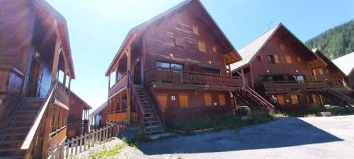 Reallon Apartment | Résidence Joubelle - Appartement 6 personnes cosy dans chalet à Reallon JOUB1-6 MAE-8651