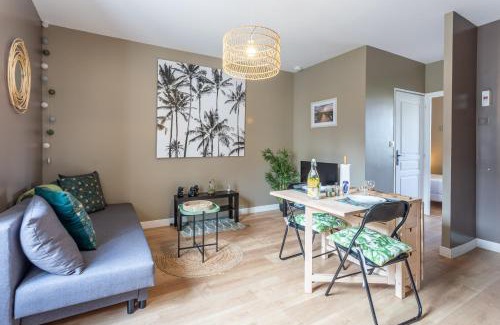 Saint-Coulomb Apartment | Résidence La Colombanaise