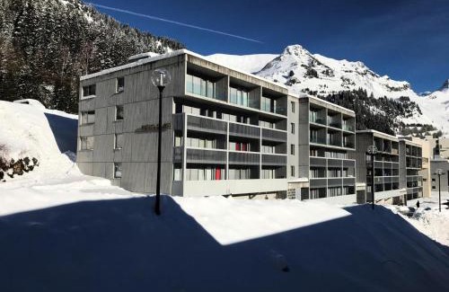 Flaine Apartment | Résidence La Petite Ourse - Studio neuf · Centre station · Balcon MAE-7402