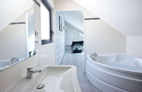 Grenoble City Centre Apartment | Résidence Le Patricia
