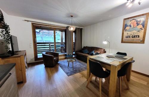 Les Gets Apartment | Résidence Le Solaret - Appartement centre village pour 4 personnes MAE-0821