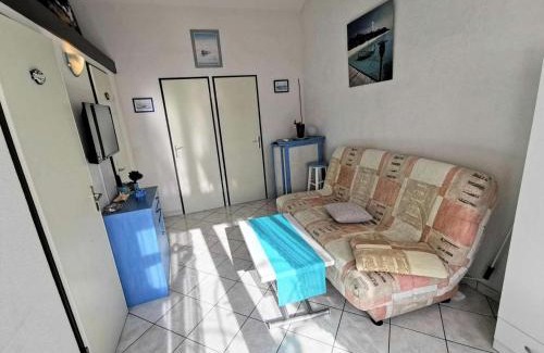 Le Barcares Villa | Résidence Les Barcarelles - VILLA T2 CABINE 4 couchages LE BARCARES MAE-1334