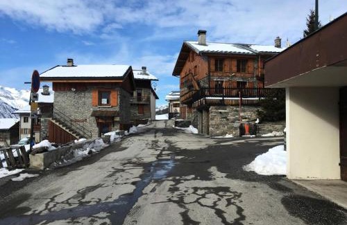 Les Belleville Ski Chalet | Résidence Les Granges - Chalet spacieux · Centre village des Granges · Sauna MAE-0184