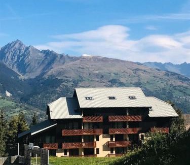 Montalbert Apartment | Résidence Les Plaisances - Charmant deux pièces sous les toits MAE-4974