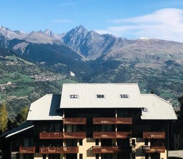 Montalbert Apartment | Résidence Les Plaisances - Charmant deux pièces sous les toits MAE-4974