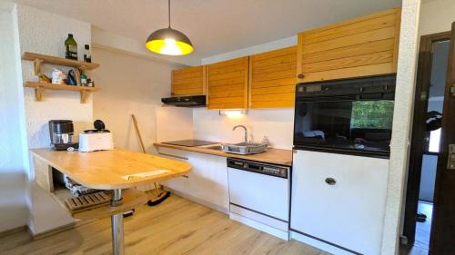 Puy-Saint-Vincent Apartment | Résidence Les Soldanelles - APPARTEMENT 6 pers AVEC VUE IMPRENABLE MAE-9134