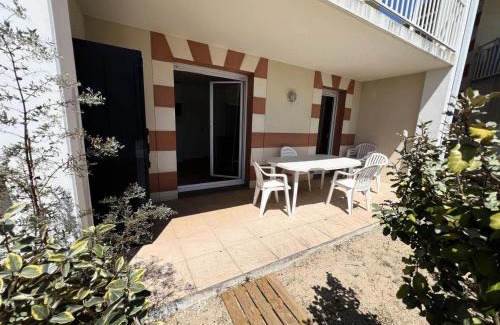 Le Verdon-sur-Mer Apartment | Résidence Les Vertmarines - 226 - Appartement tout confort en résidence avec piscine au Verdon sur Mer MAE-9133