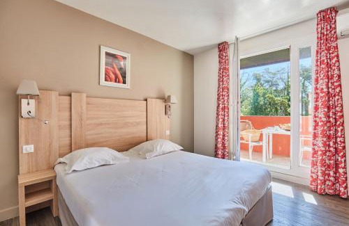 Arles Apartment | Résidence Odalys Le Village Camarguais Les Gardians