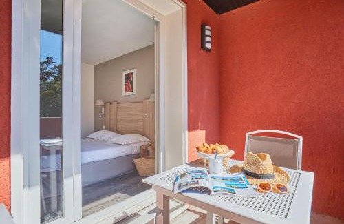 Arles Apartment | Résidence Odalys Le Village Camarguais Les Gardians
