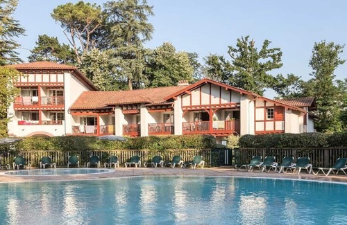Uhart-Cize Apartment | Résidence Pierre & Vacances Le Parc d'Arradoy*** - Apartment for 6 people - 1 bedroom + 1 sleeping area - Terrace or balcony