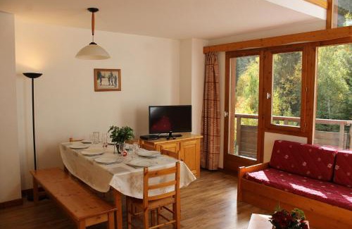 La Perriere Apartment | Résidence Saboia B54 Clés Blanches Courchevel